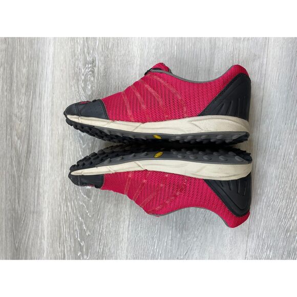 Keen Women's Sneaker Running Trail Hiking Synthetic US 7 Red Comfort Shoes - Picture 4 of 9